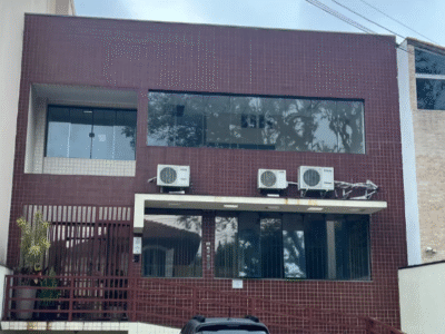 Prédio Comercial Com 709m2, 3 Pavimentos E 3 Vagas Garagem