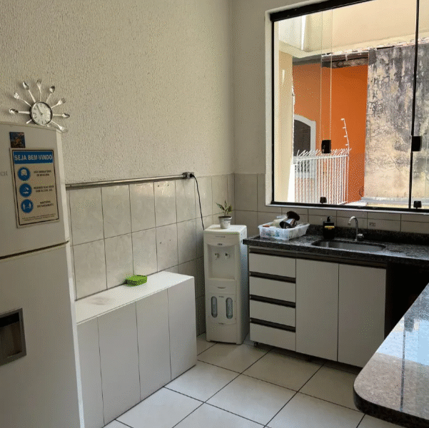 Prédio Comercial Com 709m2, 3 Pavimentos E 3 Vagas Garagem