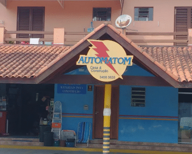 Imóvel Comercial, Com Uma Loja De Materiais