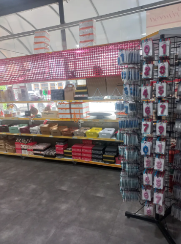 Linda Loja De Embalagens E Artigos Para Festas Na Mooca