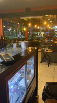 Vendo ou Passo o Ponto: Hamburgueria Montada e Faturando em Atibaia/São Paulo 140m2